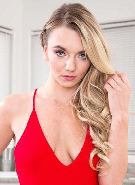 Порно с актрисой Molly Mae (Молли Мей)